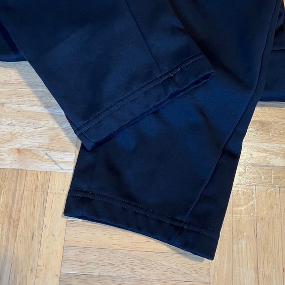 Nike Dri Fit Sweatpants - Picture 4 of 4